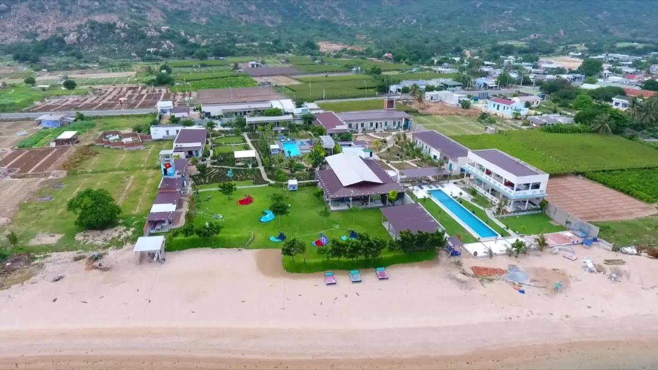 Sorrento Beach Club & Kite Village Phan Rang Exterior photo